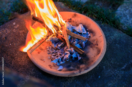 お盆の迎え火・送り火