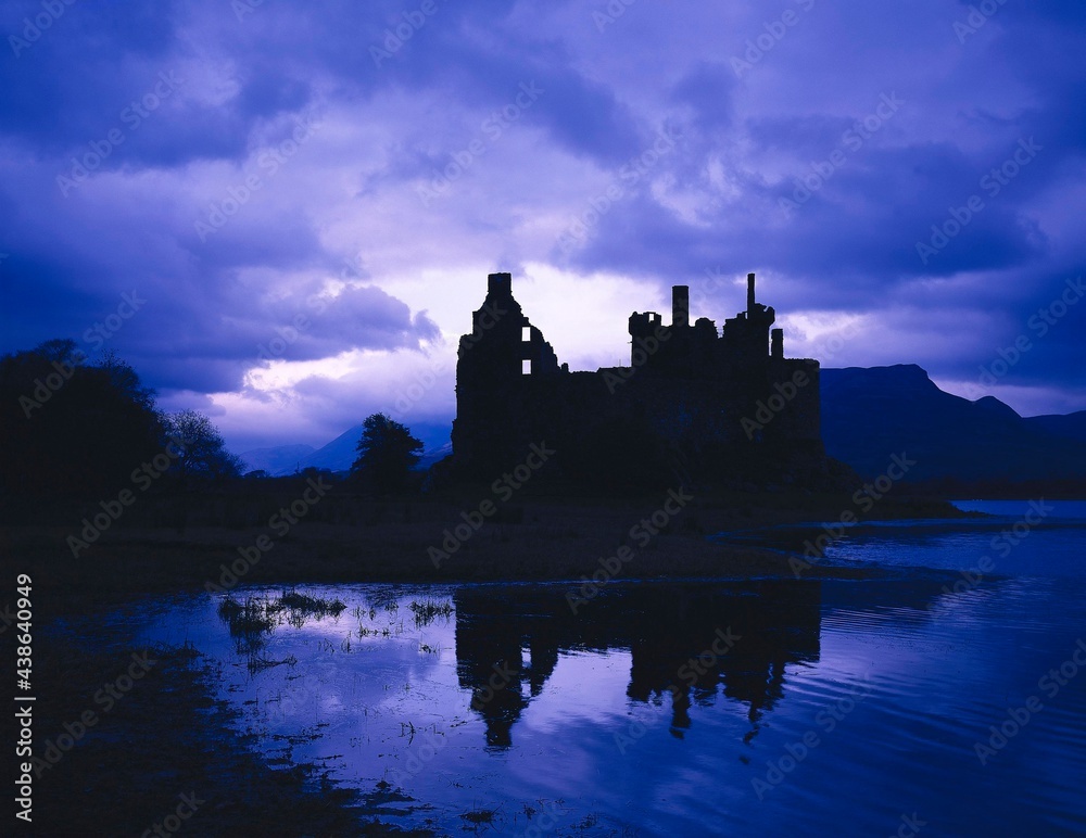 great britain, scotland, silhouette, kilchurn castle, loch awe, twilight, castle, ruin, sight, building, architecture, culture, evening, evening mood, blue, cloudy sky, water reflection, 