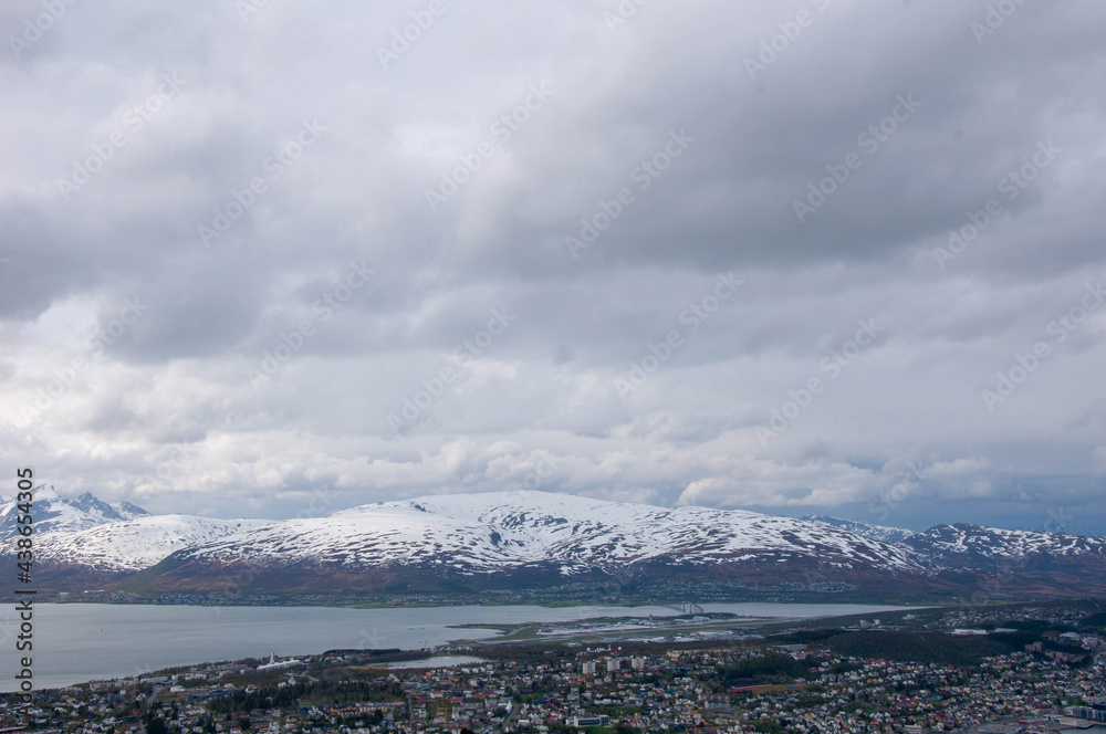 Fototapeta premium Norwegian landscapes from the mountain tops and the sea
