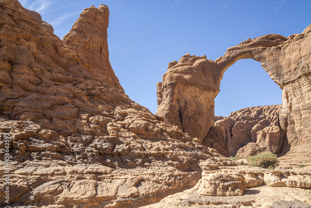 Arch of Aloba in desert of Ennedi, Chad	