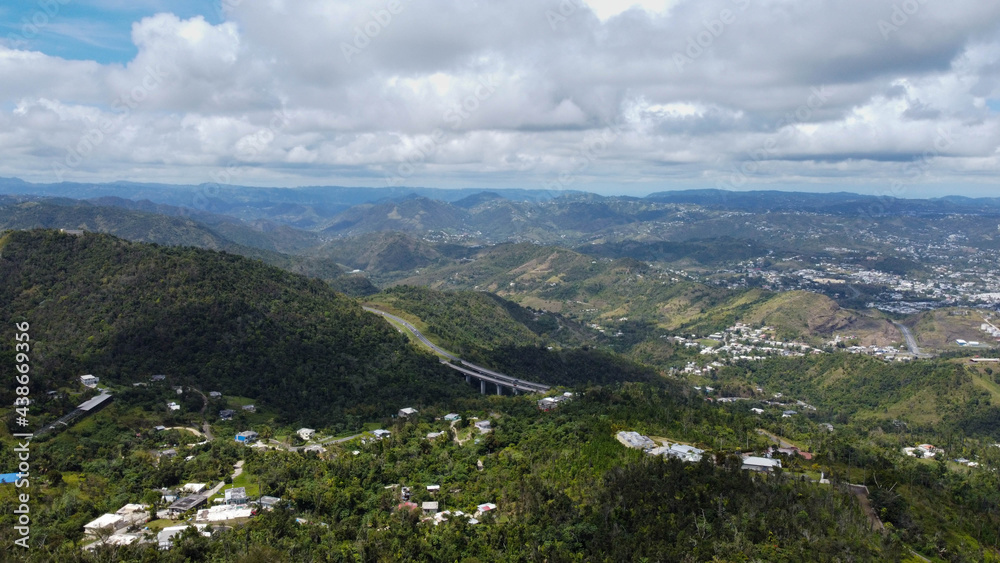 Mountains of Cayey and highway from Bosque Los Pinos.