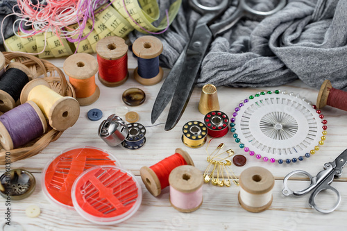 Handicraft items, threads, sewing needles.
