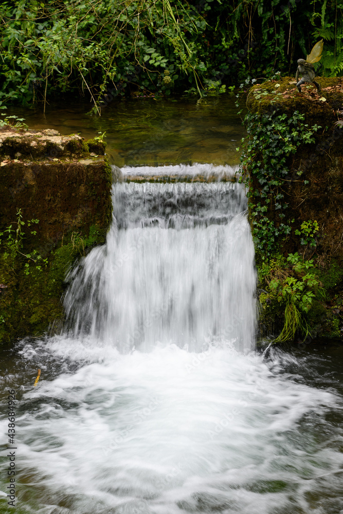 Fototapeta premium A narrow weir