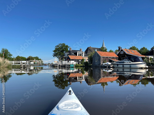 Canoeing around Oosthem photo