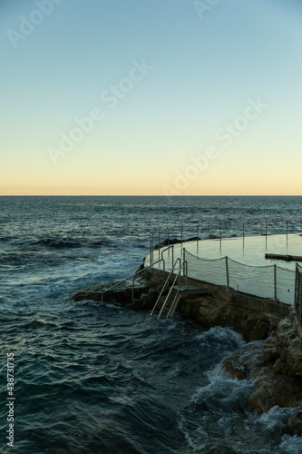 Wallpaper Mural Ocean at dusk Torontodigital.ca