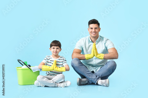 Father and son cleaning tea...