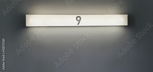 Number of floors on the building stairs : the 9th floor