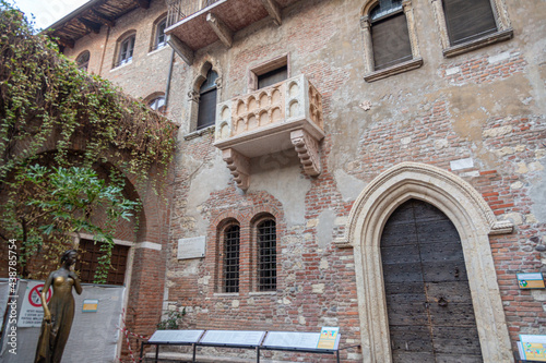 Fototapeta Naklejka Na Ścianę i Meble -  Verona, Venetien, Italien