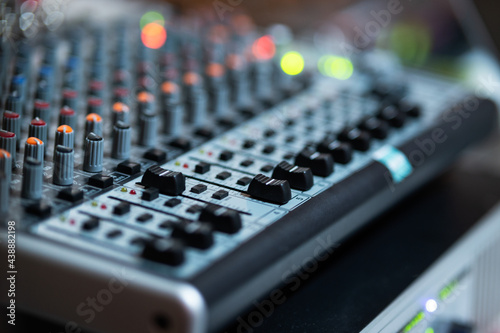sound engineer console