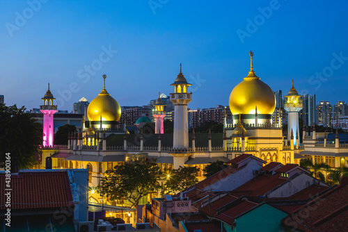 Photography arab street and sultan masjid at night at Kampong Glam, singapore