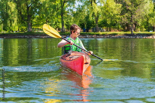 Sea Kayaking on the Toronto Islands on a sunny June afternoon