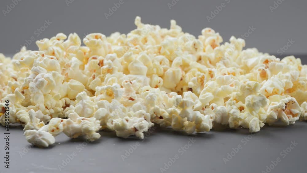 Popcorn on the table spins in a circle