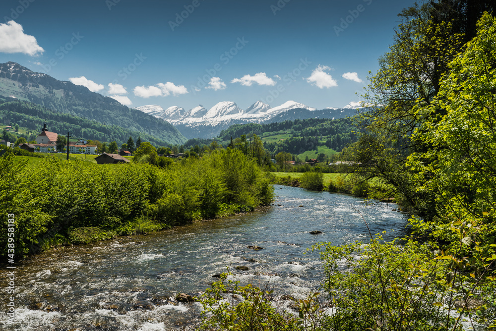 Blick über den Fluss Thur auf die Churfirsten, Toggenburg, Nesslau-Krummenau, Kanton St. Gallen, Schweiz