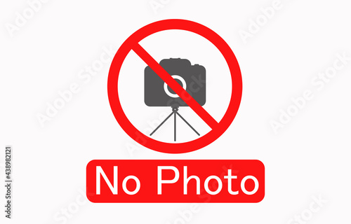 NO CAMERAS ALLOWED sign. Flat icon in red crossed out circle.