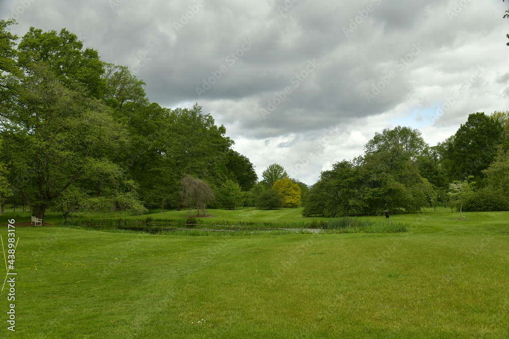 Nuage d'orage arrivant au dessus de l'arboretum de Wespelaar 