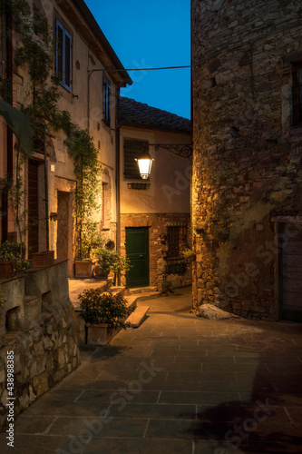 Fototapeta Naklejka Na Ścianę i Meble -  Sassetta Tuscan village in the province of Livorno