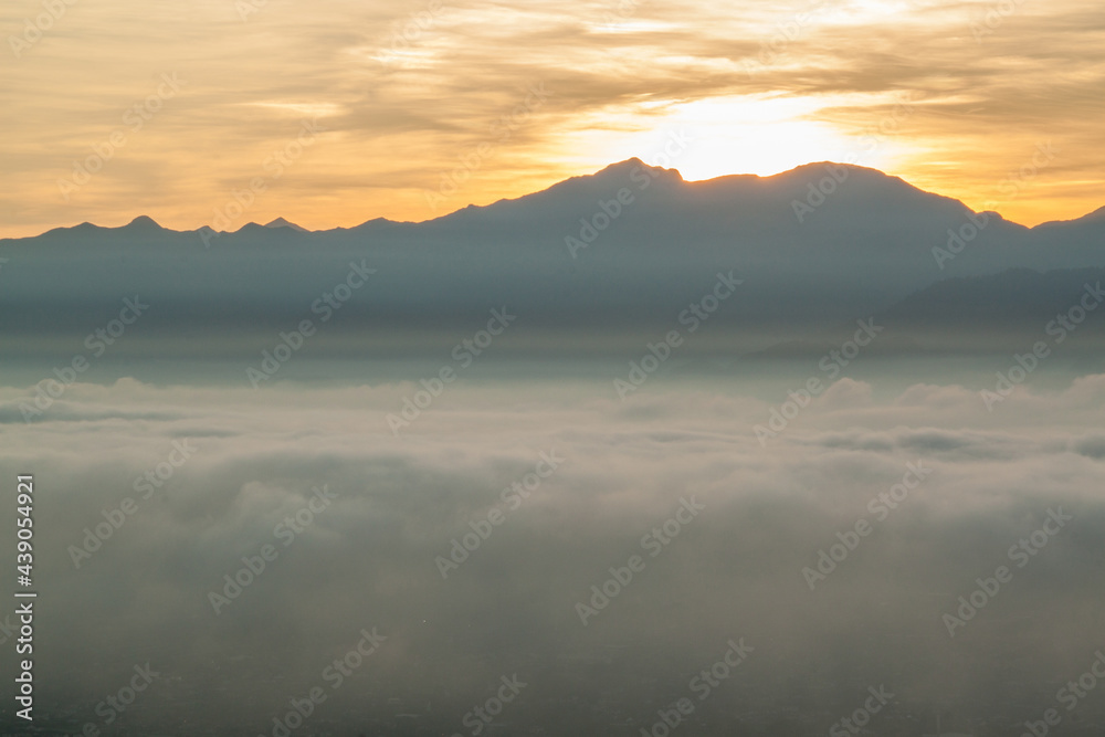 Sunrise skyline - The sea of the cloud