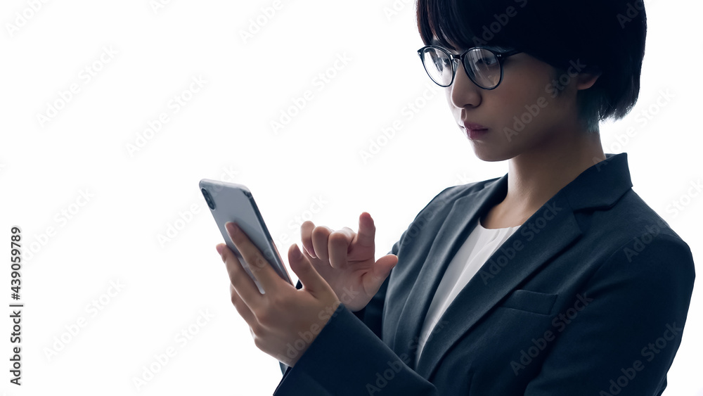 スマホを使う女性 シルエット Stock 写真 Adobe Stock スマホを使う女性 シルエット Stock 写真 Adobe Stock