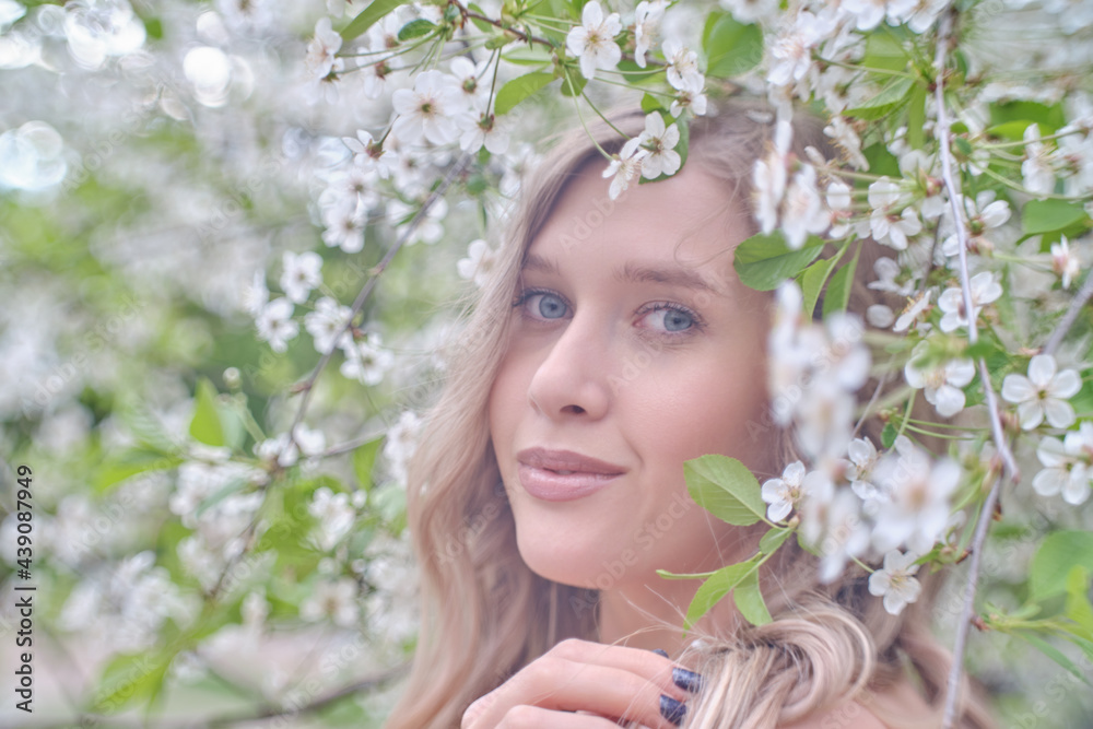 Fototapeta premium woman in flowers