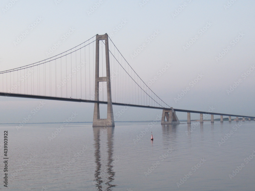 Naklejka premium Große-Belt-Brücke Dänemark