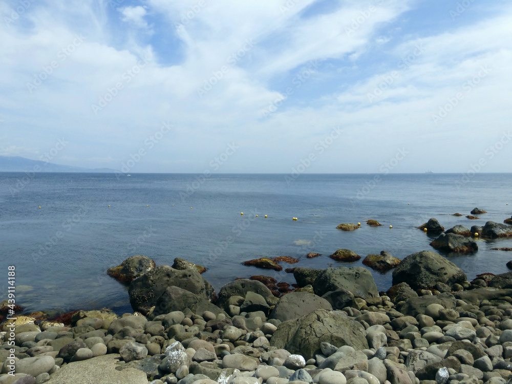 初島島内周遊道から見る夏の太平洋（静岡県熱海市）