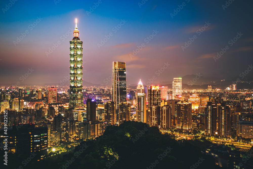 Obraz premium Taipei city view at elephant mountain, Taipei Taiwan