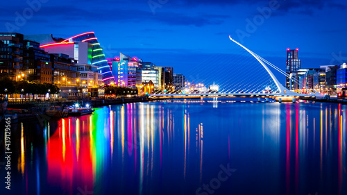 Canvas Print Dublin Port and Financial District