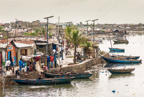 Fototapet Mapou River comunity at Cap-Haitien, Haiti