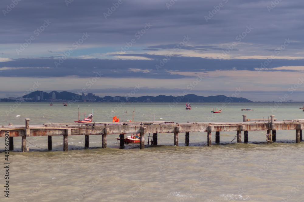 Obraz premium Harbor and sea