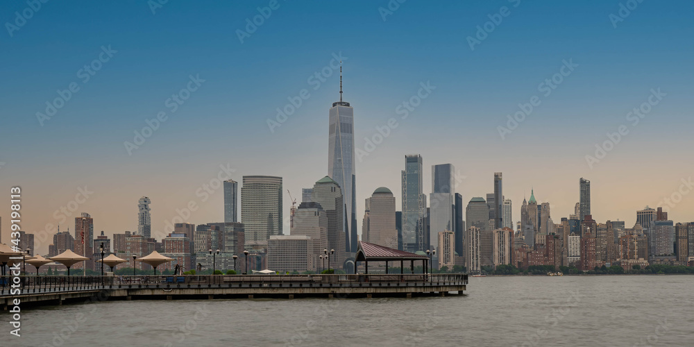 Naklejka premium A beautiful image of Lower Manhattan
