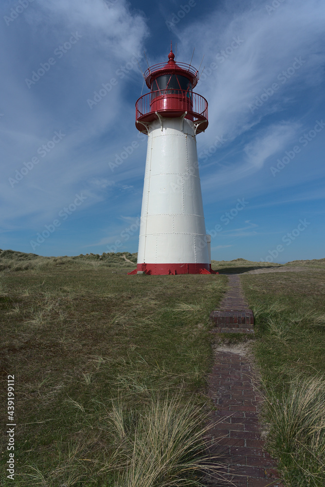 Leuchtturm List West in der Sonne Leuchtturm List West in der Sonne