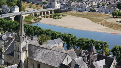 ville médiévale de Chinon en France