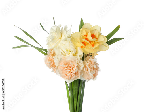 Fototapeta Naklejka Na Ścianę i Meble -  Bouquet of beautiful narcissus flowers on white background
