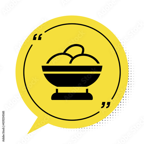 Black Varenyky in a bowl icon isolated on white background. Pierogi, varenyky, dumpling, pelmeni, ravioli. Traditional Ukrainian food. Yellow speech bubble symbol. Vector