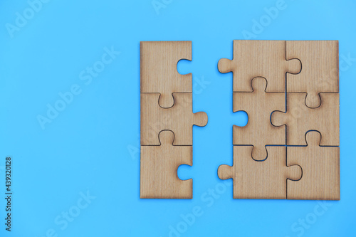  jigsaw puzzle pieces on blue background, Team business concept