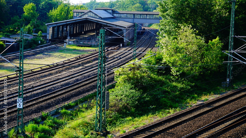 Fototapeta premium bahnhof mit schienen