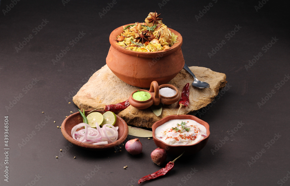 chicken handi biryani