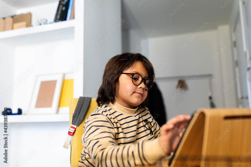 Kid studding at home