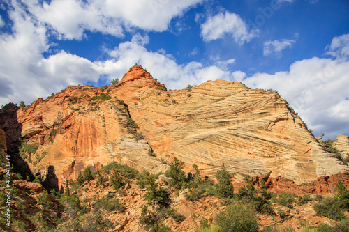 Colorful rocks on a desert mountain landscape © Benjamin