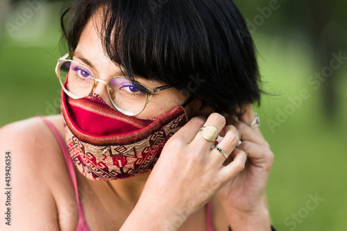 Εκτύπωση καμβά Latin America Bolivian woman with traditional pattern cloth mask