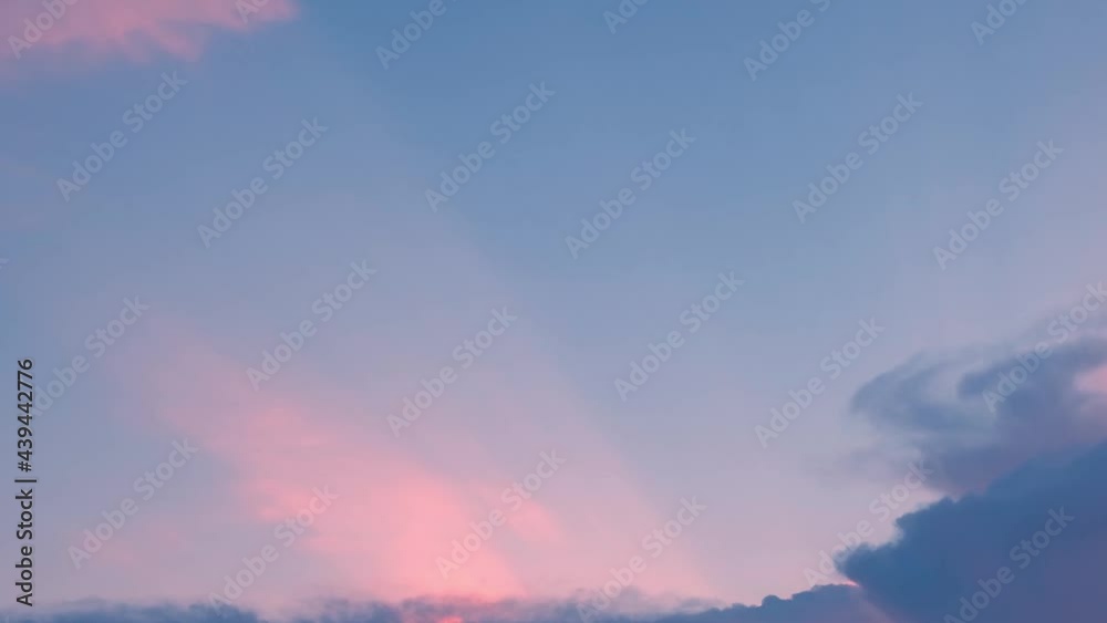 4K Sky Time lapse, Beautiful background, Sky Timelapse of skyscrapers, Blue sky with clouds and sun, Clouds At Sunrise.
4K Sky Time lapse, Beautiful background, Sky Timelapse of skyscrapers, Blue sky with clouds and sun, Clouds At Sunrise.