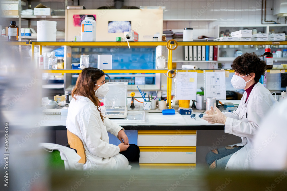 Science Research In A Laboratory. Science Research In A Laboratory.