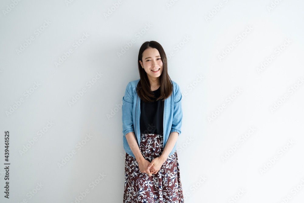 クールな女性 クールな女性