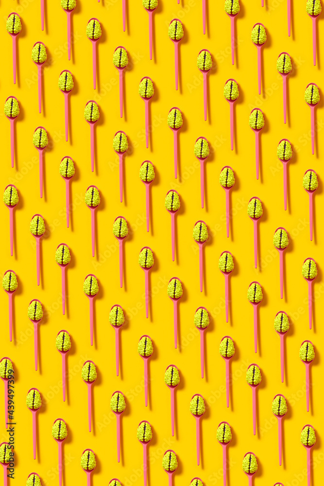 Pattern of yellow brains Pattern of yellow brains