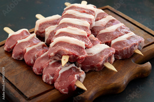 Lamb Steak. Lamb Delight, the meat remaining after cleaning the bones, fat and nerves in the waist region of the lamb.