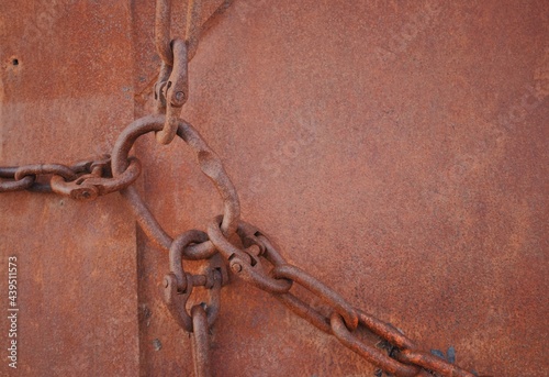 rusty chain link