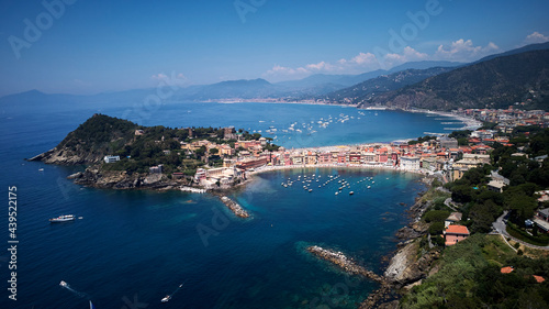 Foto di Sestri Levante scattata da Punta Manara.