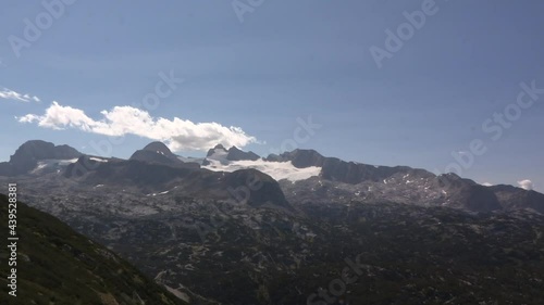 Dachsteingletscher im Sommer photo