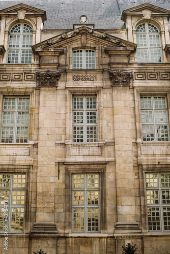 Building in the heart of Paris photo