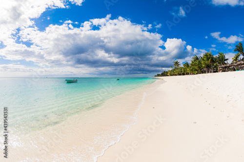 Fototapeta Naklejka Na Ścianę i Meble -  Tropical landscape - luxury beach with blue ocean, mountain and sky of Mauritius, Le Morne